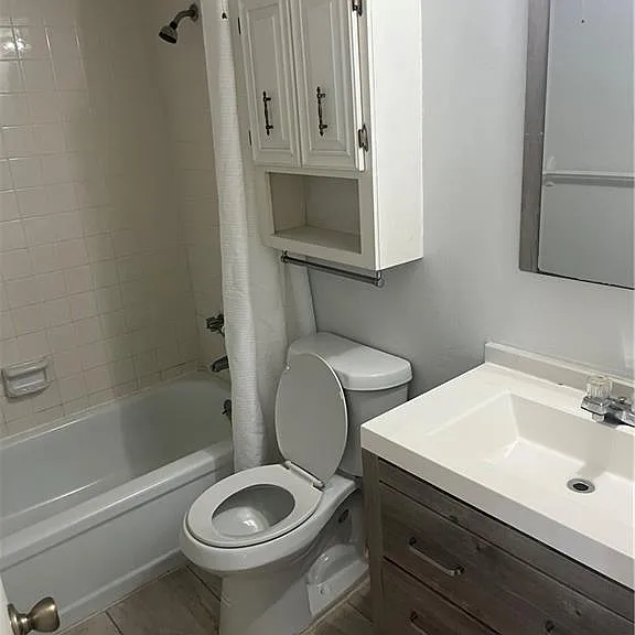 1400 Pompei Ln #6 — Photo 19