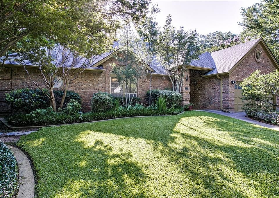 1st image of 3203 Windsor Wood Dr