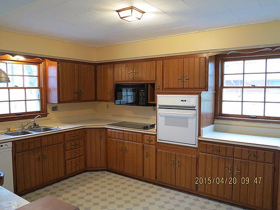 5th image of 7390 N Longview Ave