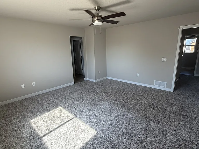 6707 Dragontail Ter — Photo 9
