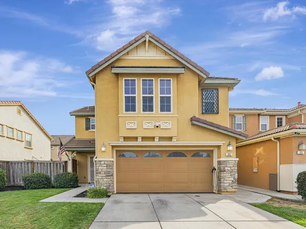 380 Renaissance Ave, Lathrop, CA 95330