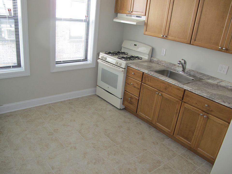 1st image of 4534 42nd St APT 1B