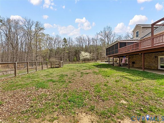 5th image of 425 Starview Ln