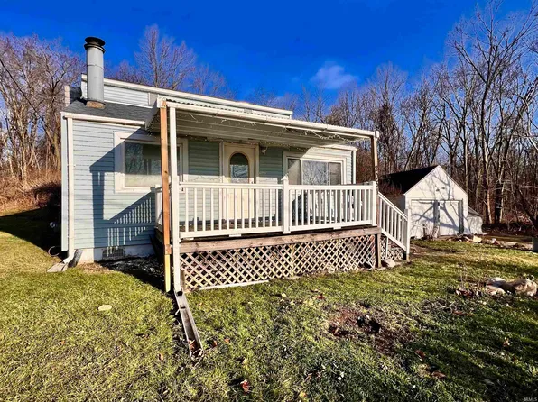 2051 E Wilcken Rd, Columbia City, IN 46725