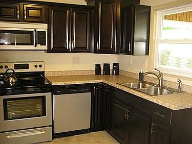 4th image of 640 Circle Dr