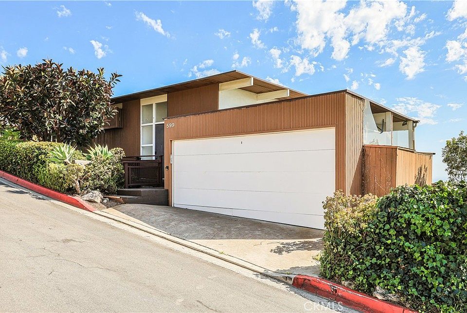 1st image of 599 Alta Vis