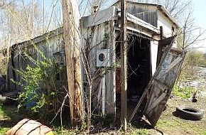 5th image of 102 Railroad Ave