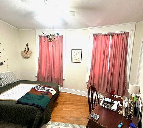 3rd image of 1232 Beacon St APT 4