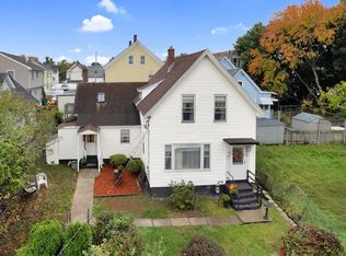 58 Maple St, Lowell, MA 01852