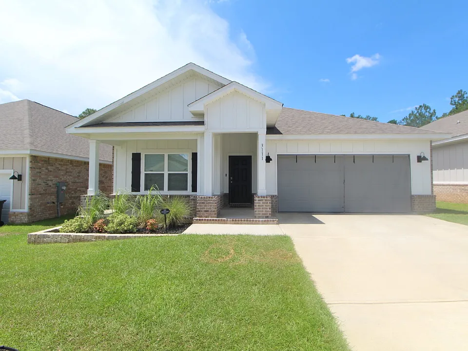 3111 Silver Maple Dr
