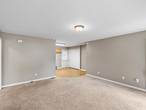 5th image of 1875 Eastwind Ct