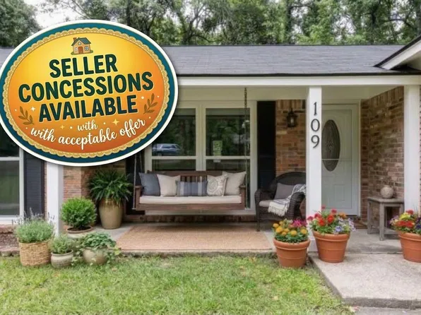 109 Halcyon Rd, Summerville, SC 29483