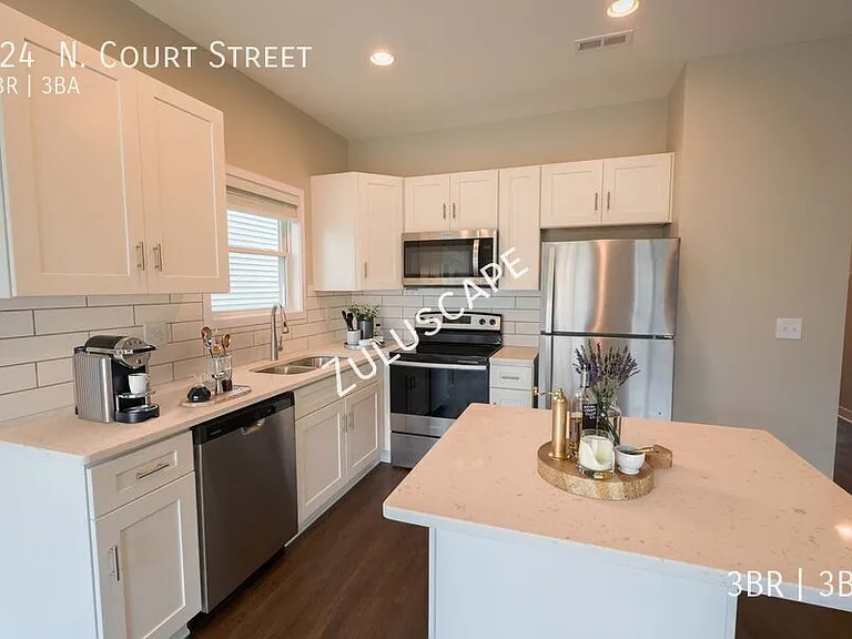 924 N Court St — Photo 2