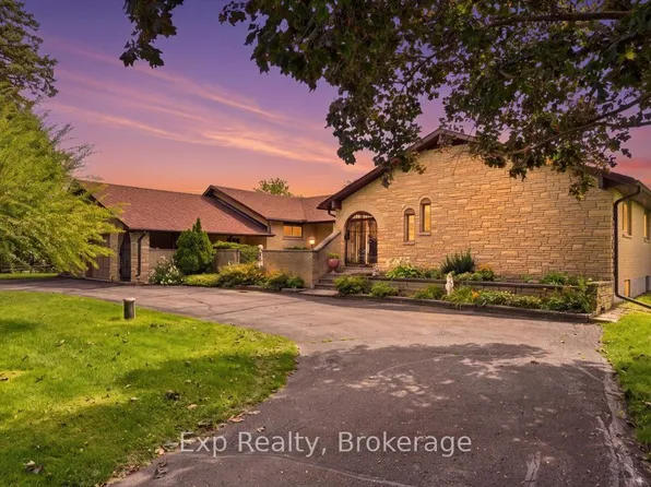 126 Casey Rd, Belleville, ON K8N 4Z6