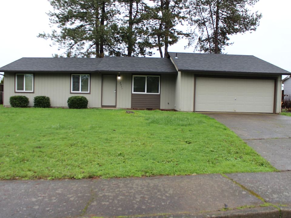 1st image of 2027 SE Gerhard Dr