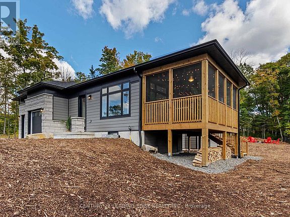 4th image of 1023 Kingsridge Ct