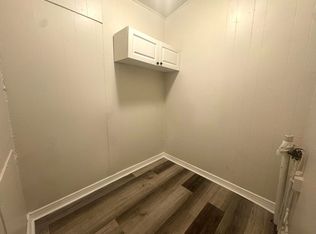 228 3rd St APT 1, Millville, NJ
