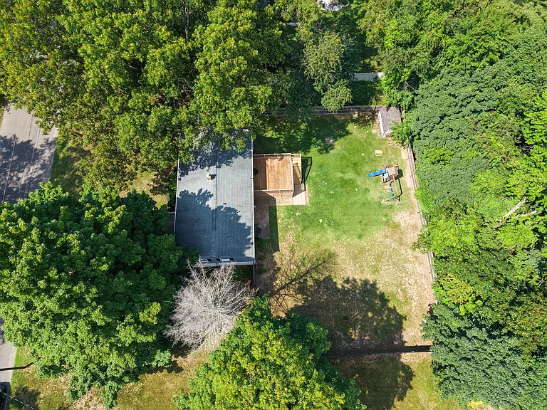 141 Cedar Rd — Photo 25