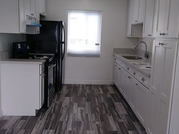 3rd image of 3459 W Florence Ave APT 8