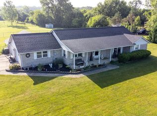 7940 Arlington Rd, Brookville, OH 45309