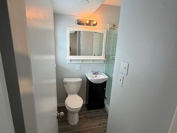 4th image of 715 Kindred Ln