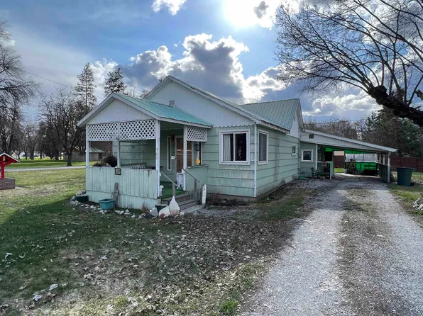 901 N 3rd St E, Chewelah, WA 99109