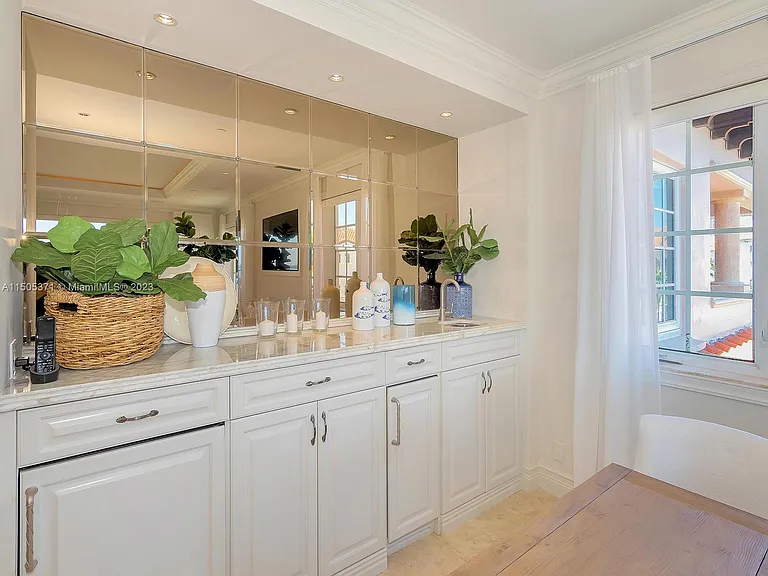 19251 Fisher Island Dr #19251 — Photo 11