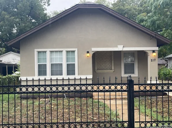 217 Barrett pl, San Antonio, TX 78214