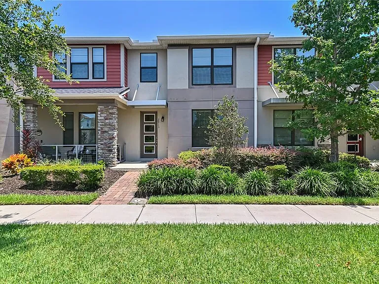 2913 Windmill Dr — Photo 1