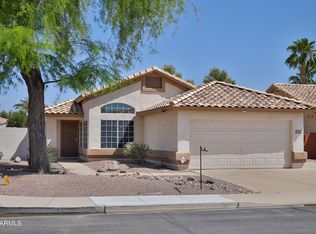 6930 W Via Del Sol Dr, Glendale, AZ 85310