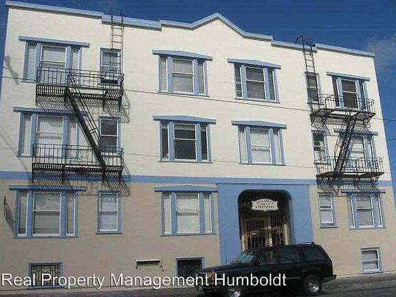 3rd image of 1140 E St APT 7