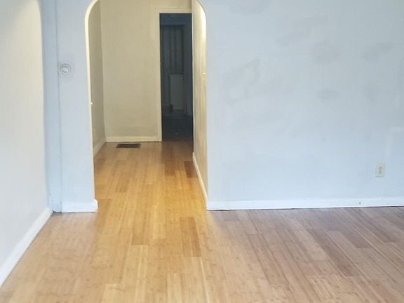 5th image of 1614 NE Madison Ave