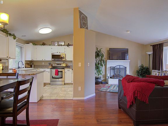 2nd image of 8620 NE 110th Ave