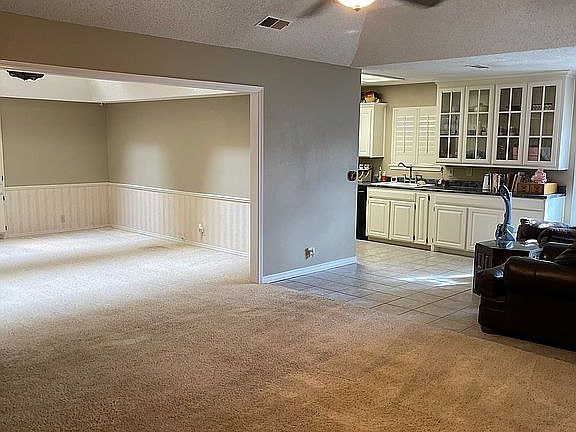 4th image of 7141 Birkshire Dr