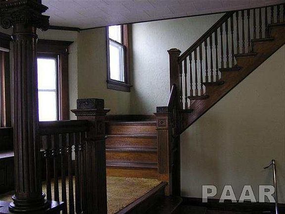4th image of 1120 S 4th St