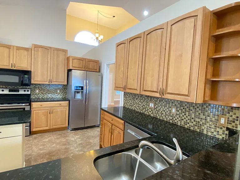 6557 Burnham Cir — Photo 21