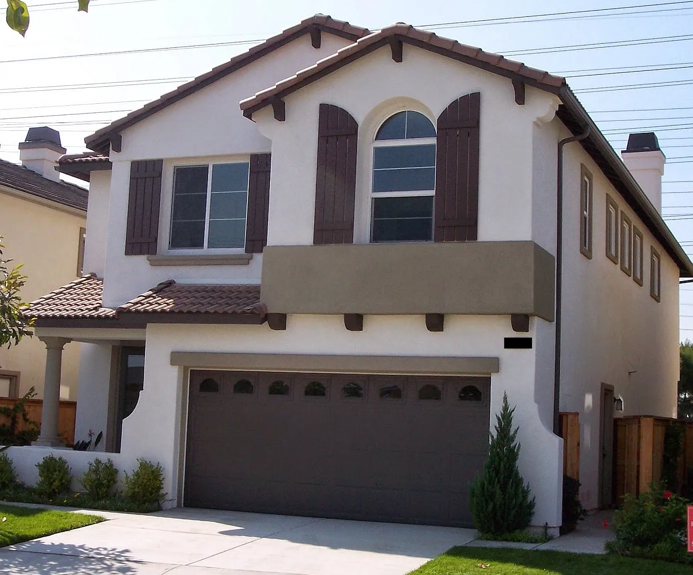 4 bed, 2580 sqft, $1,050 — Photo 1