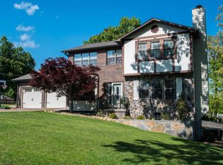 2521 W Wind Dr, Soddy Daisy, TN 37379