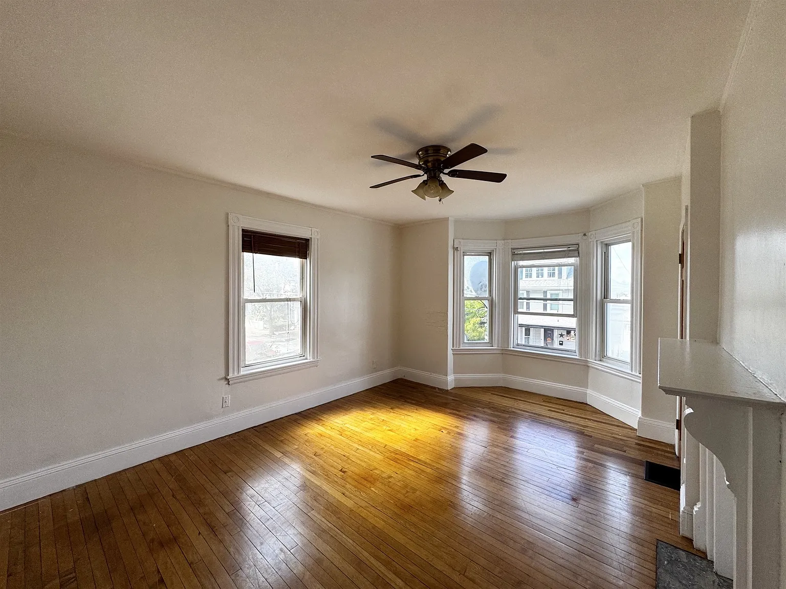 2 bed, 780 sqft, $2,750 — Photo 2
