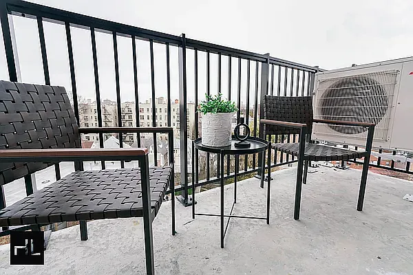 Rented by Highline Residential | media 67