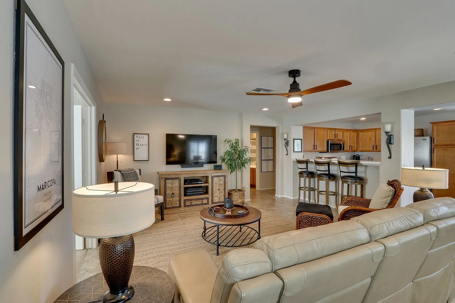 3 bed, 2.0 bath, 1496 sqft, $3,935 — Photo 3