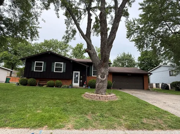 1412 Princeton Dr, O Fallon, IL 62269