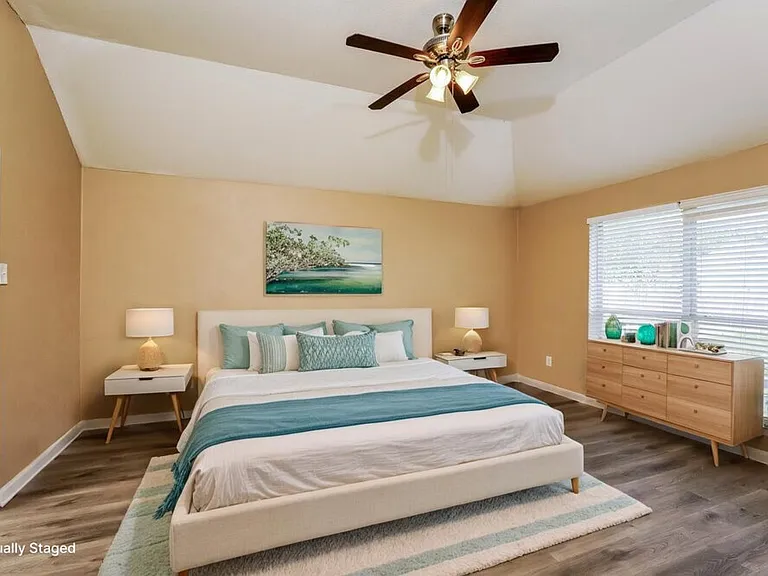 7921 Wayne Way — Photo 10