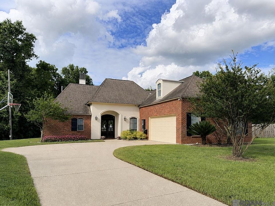1st image of 18011 Pierside Ln