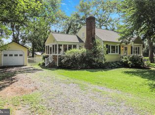 6 Burke Cir, Hamilton, VA 20158