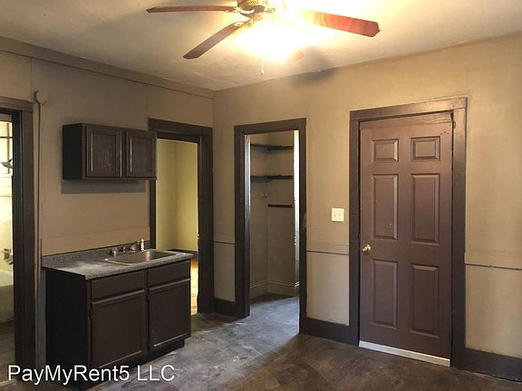 2nd image of 3156-68 N 1st St