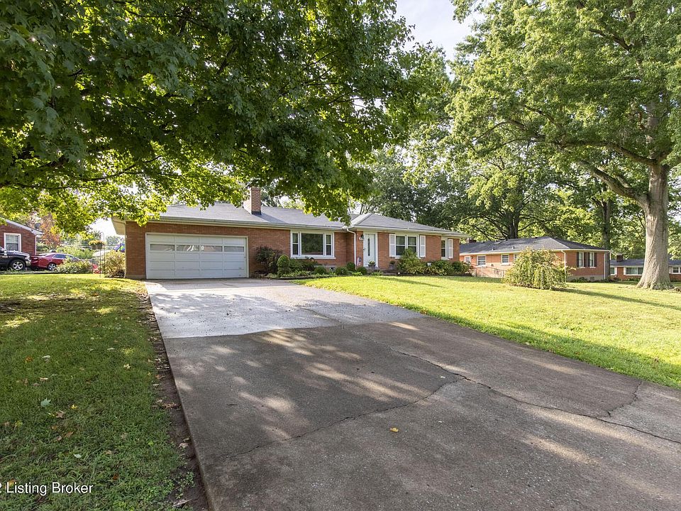 1st image of 9706 Holiday Dr