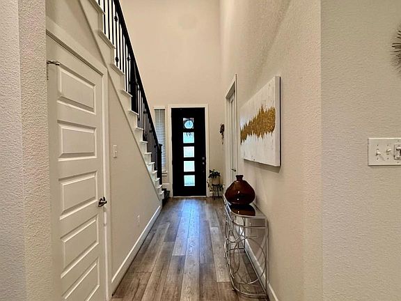 3rd image of 15814 Weston Ridge Dr