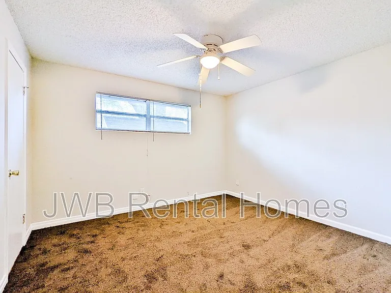 6553 Aires Rd — Photo 8