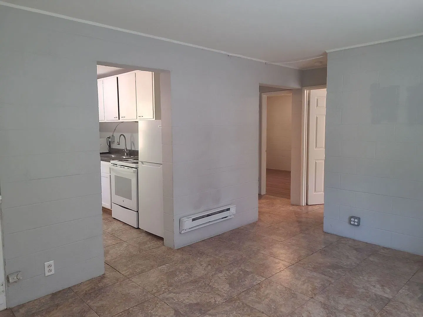 2 Bedroom Apartment in Chattanooga Housing Vouchers Accepted! — Photo 4